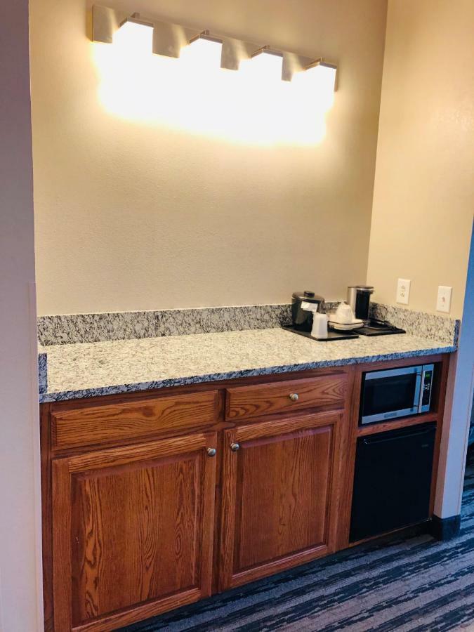 Country Inn & Suites By Radisson, Nashville Airport East, Tn Bagian luar foto